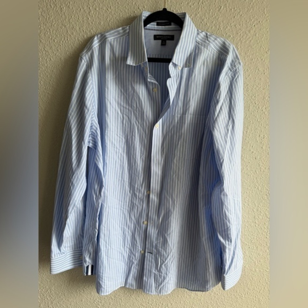 Banana Republic Light Blue and White Striped Dress Shirt